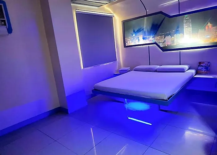 Astrotel Guadalupe Manila